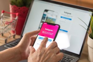 Instagramで企業アカウントを作るメリットと注意すること